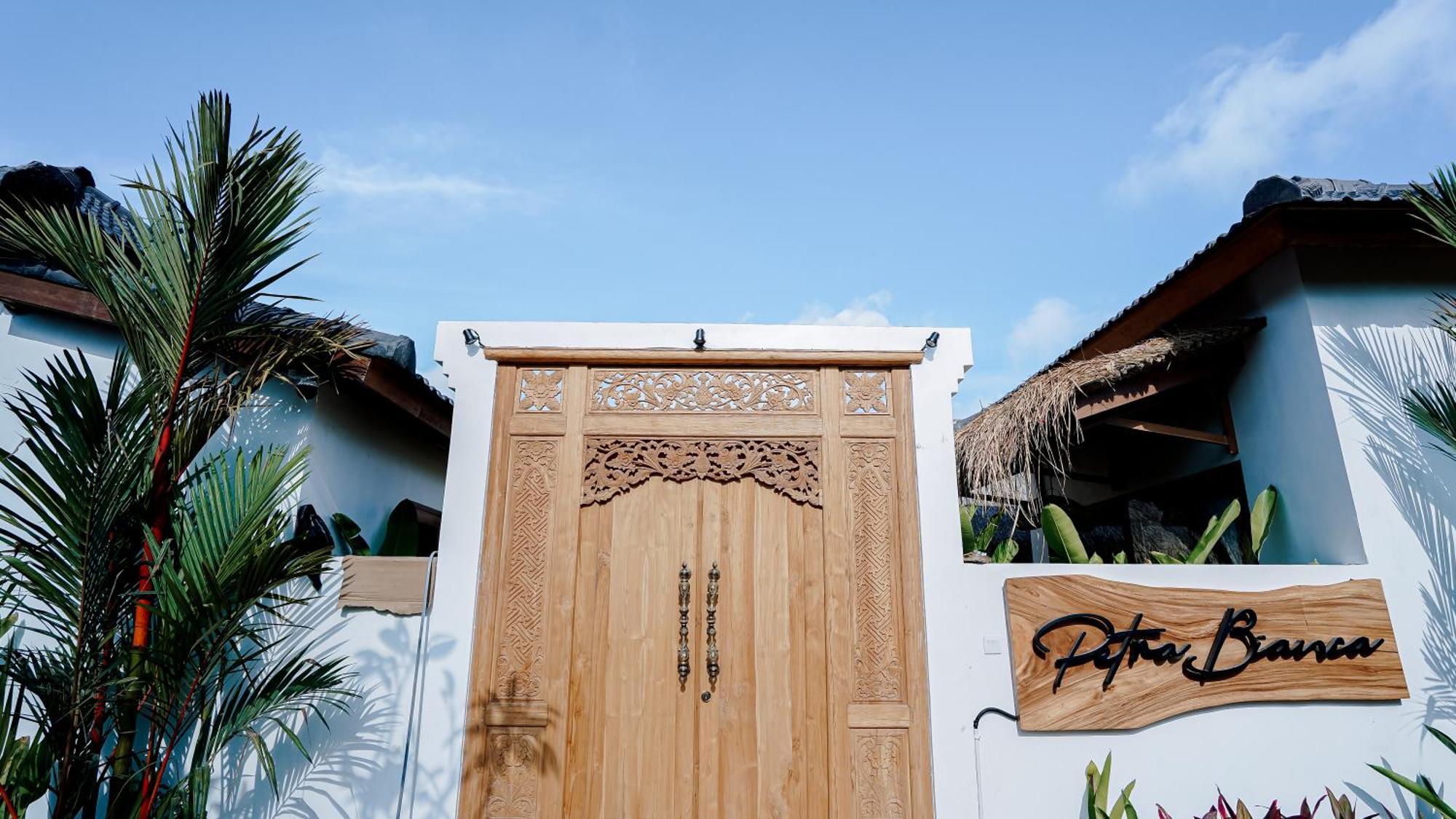 Petra Bianca Uluwatu Hotel Bagian luar foto